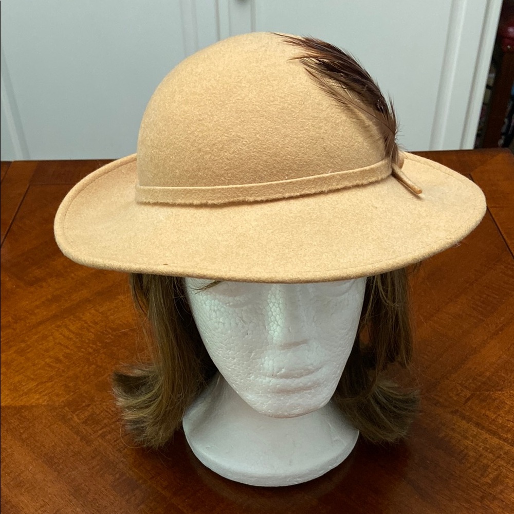 Vintage Tan Wool Women's Hat with Feather Accent